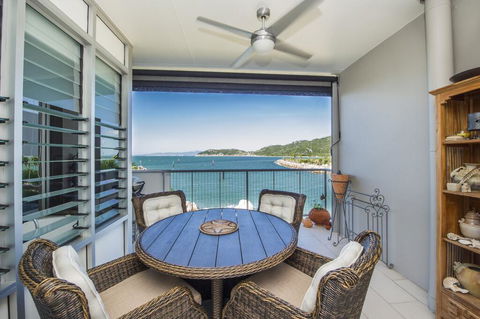 1 Bright Point Apartment 2303 - Bet 4u 1