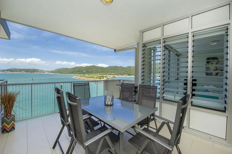 1 Bright Point Apartment 2305 - Bet 4u 1