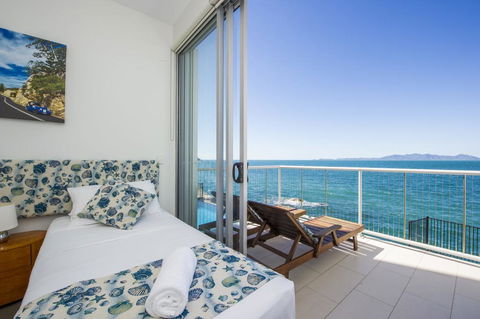 1 Bright Point Apartment 5102 - Bet 4u 3