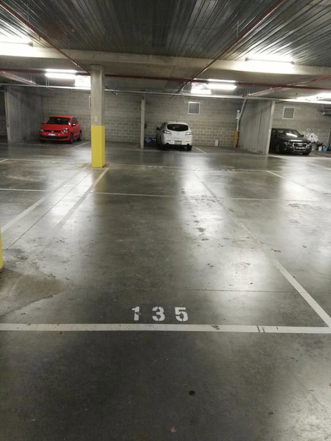 2 Beds &2baths Apt Walking To Monash Uni And Near GLen Or Chadstone - Bridge Guide 3