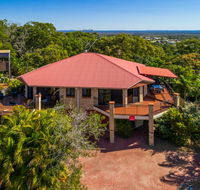 2/80 Cooloola Drive - Comfortable and cosy unit enjoying ocean views and views to Fraser Island - Click Find