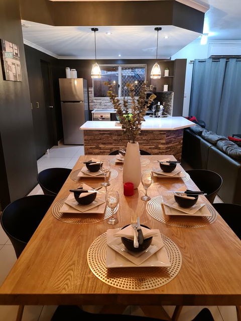 3 BEDROOM CITY ESCAPE - CHAMPAGNE STAYS Darwin - Click Find 2