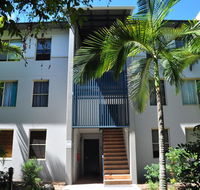 32/15 Rainbow Shores - Unit overlooking bushland with shared swimming pool spa and tennis court - Click Find