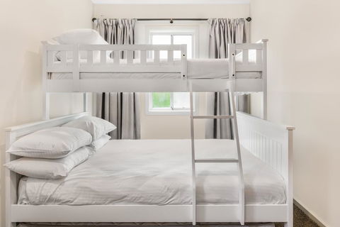 6-bed Oceanfront House With Jacuzzi, Games, Parking - Bridge Guide 3