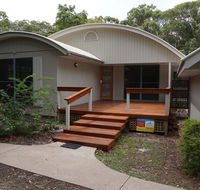 7 Belle Court - Rainbow Shores Huge Beach House Ducted Air Con Pets Welcome - Click Find