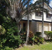 8 Hakea Place - Family Home on a Quiet Street Close to Beach  Shops Pet Friendly - Click Find