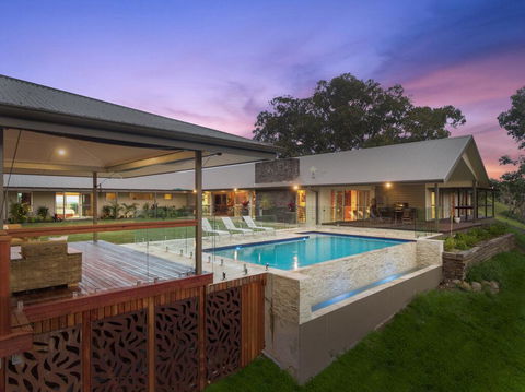 A PERFECT STAY - Serene Myocum - Click Find 0