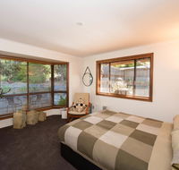 A Suite Spot in the Hills - Bridge Guide