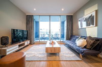 Above The Square on Hindmarsh-Pool - Gym - Carpark