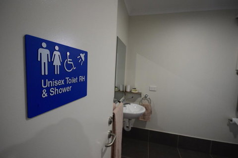 Aligning Health Retreat & Day Spa - Bet 4u 1