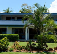 Apollo Jewel Beachfront Apartments - Bet 4u