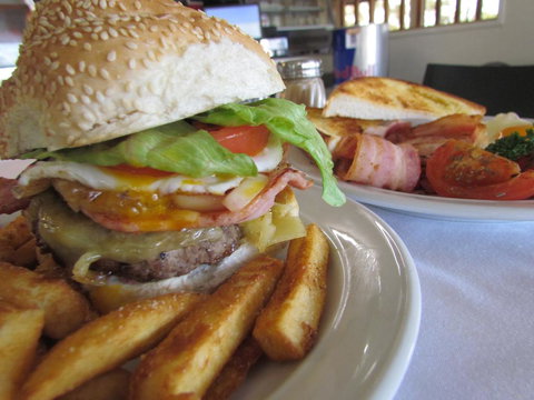 Augathella Motel & Caravan Park - Bet 4u 3