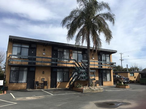 Avondel Motor Inn - Bridge Guide 0