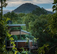 Babbling Brook Retreat - Click Find