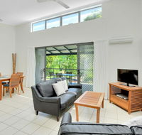 Baden 46 - Rainbow Shores Walk To Beach Top Floor Air conditioned Unit Pools - Click Find