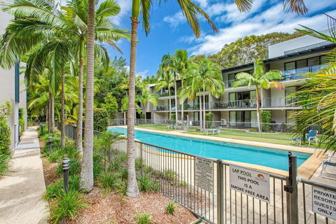 Baden 77 - Rainbow Shores, Pools, Outdoor Spa, Walk To Beach - Click Find 2