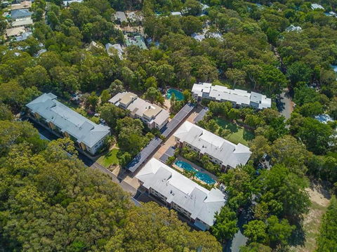 Baden 90 - Rainbow Shores, Resort Unit, Pools, Tennis Court, Walk To Beach - Click Find 3