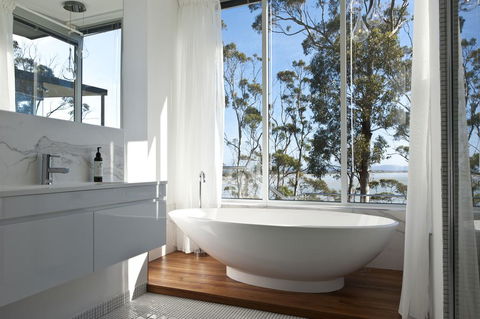Baragoola Retreat - Click Find 2