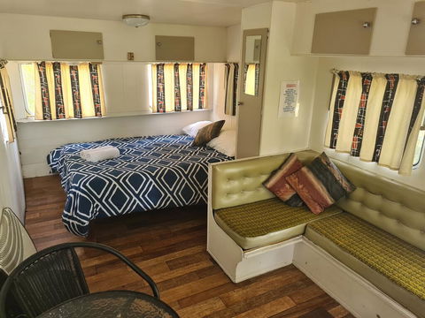 Bateman Bay Holiday Park & Batemans Bay YHA - Click Find 0