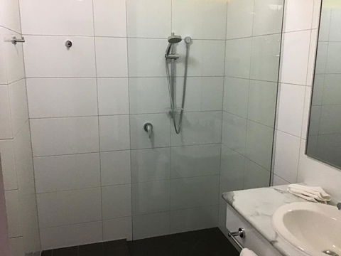 Bayview Motel - Lawyer Find 1