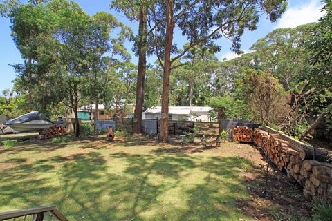 Beach And Bush Getaway - Bet 4u 1