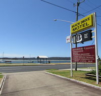 Beach Drive Motel - Click Find