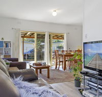Beach Escape  Currarong - basic family accommodation - Bet 4u