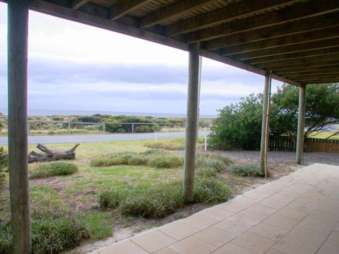 Beach House At Silver Sands - Lawyer Find 3