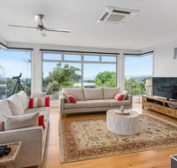 Beach Road Luxury with Ocean Views - Click Find