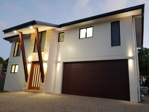 Beautiful Modern Luxury - Click Find 2