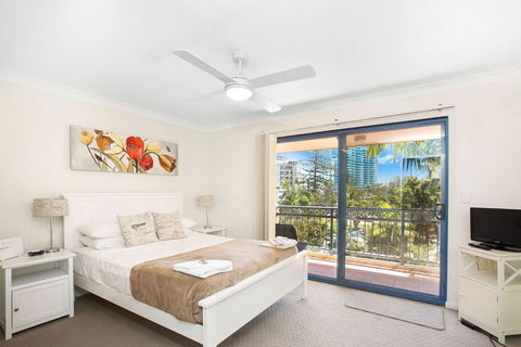 Bella Mare Beachside Apartments - Bridge Guide 3