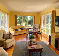 Bellaghy Cottage - Click Find