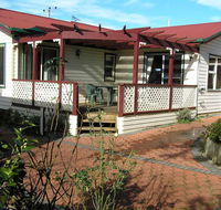 Belle Cottage - Click Find