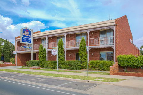 BEST WESTERN Burke And Wills Motor Inn - Bet 4u 0