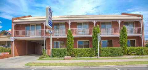 BEST WESTERN Burke And Wills Motor Inn - Bet 4u 3