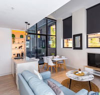 Bond Quarter Loft - Click Find