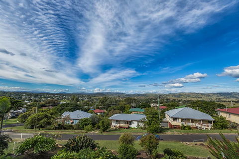 Boonah Hilltop Cottage - Click Find 3