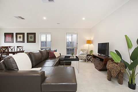 BOUTIQUE STAYS - Carinya - Bet 4u 2