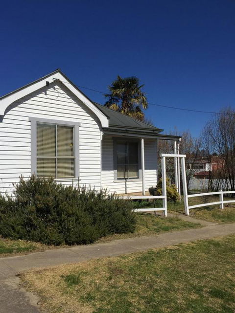 Breakaway Cottage - Click Find 3