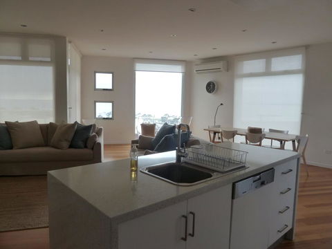 Bridport Horizon Views - Bridge Guide 2