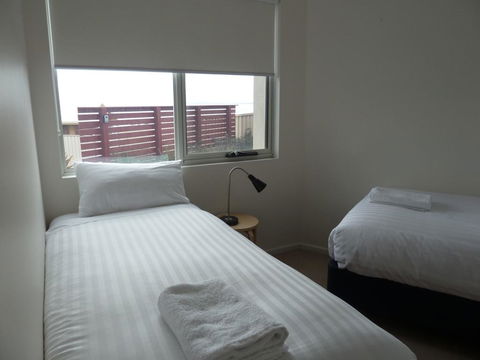 Bridport Horizon Views - Bridge Guide 1