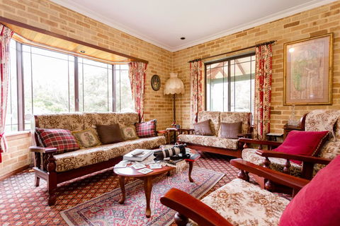 Big Grove Bed & Breakfast - DBD 3