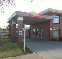 Big Valley Lakeside Paradise Motor Inn - Bet 4u