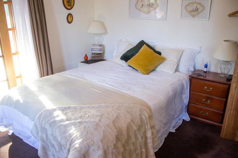 Billabong Cottage - Click Find 1