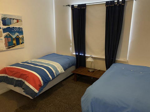 Blue Sky Escapes Seaview Apartment - Lawyer Find 2