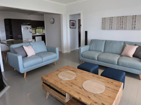 Brilliant Ocean Views - Click Find 1