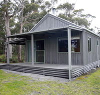 Brodribb River Rainforest Cabins - Cabin 2 - Click Find