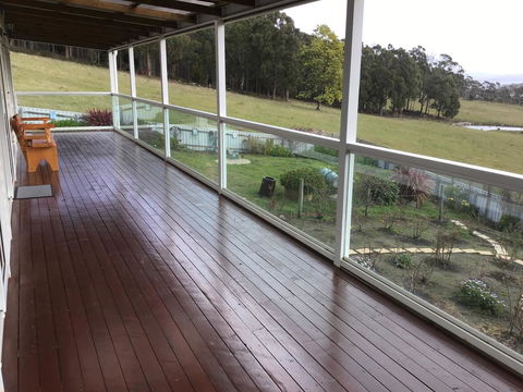 Bruny Sunset Beach GateAway - Click Find 2