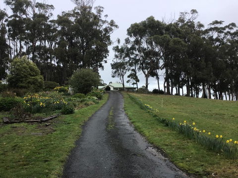 Bruny Sunset Beach GateAway - Click Find 1