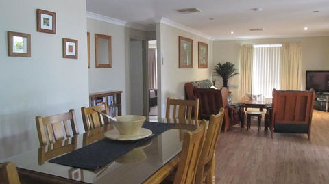 Bunya Vista Accommodation - DBD 2